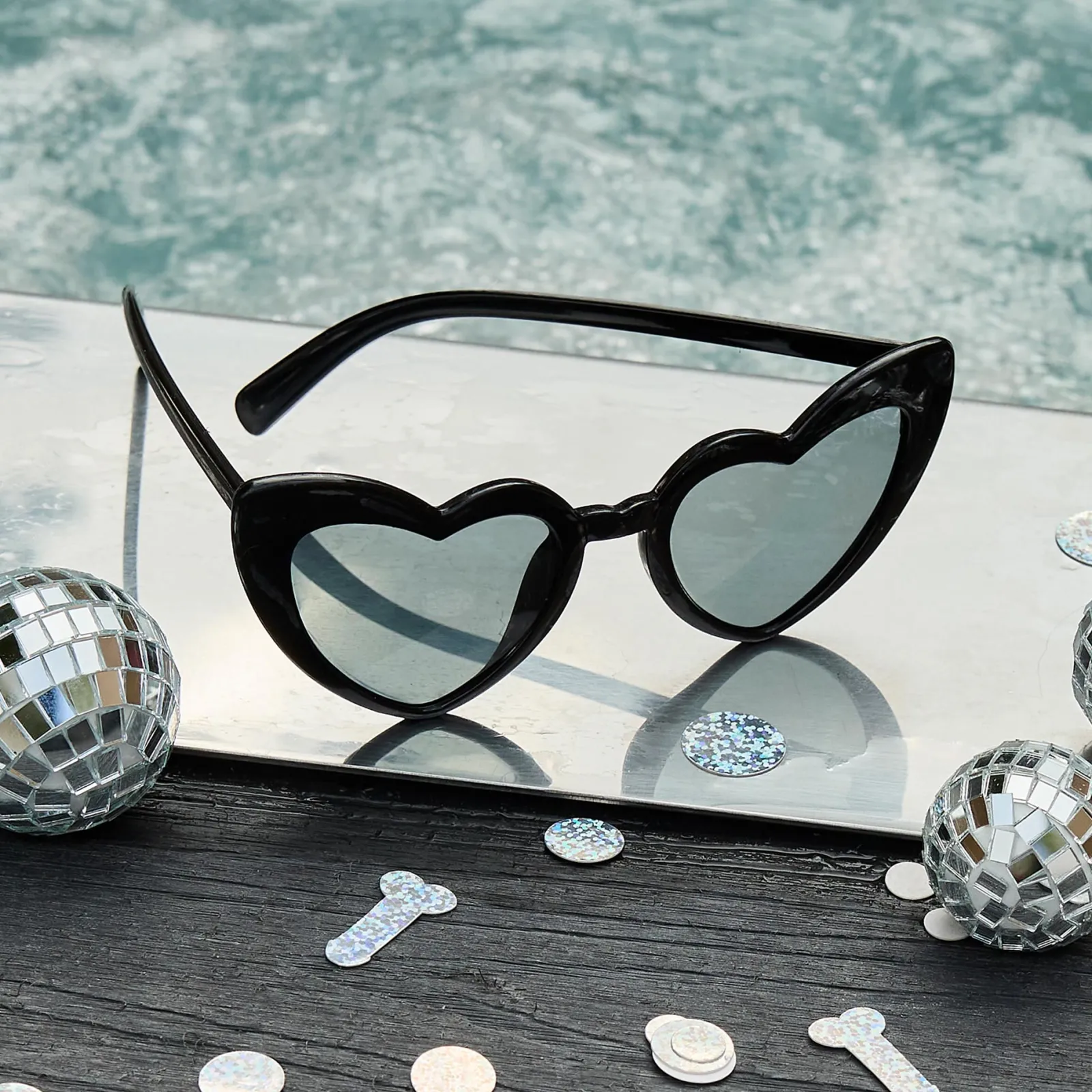 Outlet Black Heart Sunglasses - Pack of 5 Bags & Favours|Hen Party