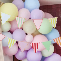 New Bright Banquet Card Bunting 4m Banners & Bunting|Birthday Party