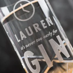 Card Factory Engraved Crystal Highball Glass with Gin & Tonic Can - Gin O'Clock