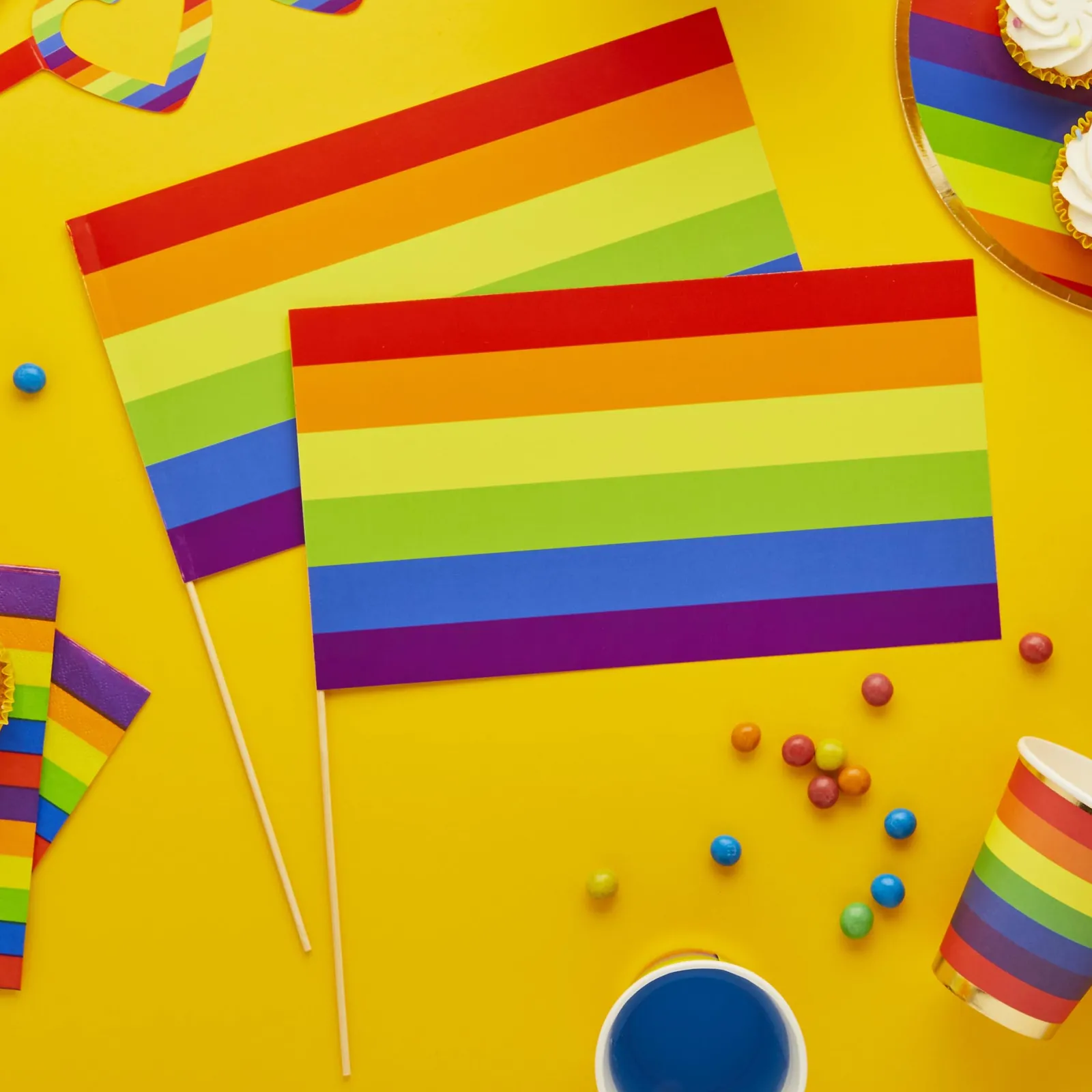 Card Factory Rainbow Paper Flags - Pack of 6