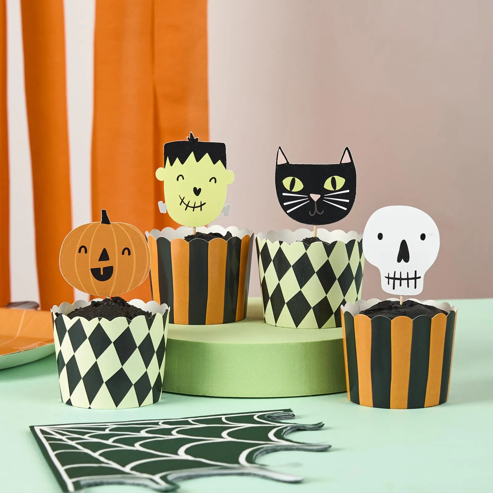 Sale Spooky Friends Food Cups & Picks Set - Pack of 12 Tableware|Halloween Party